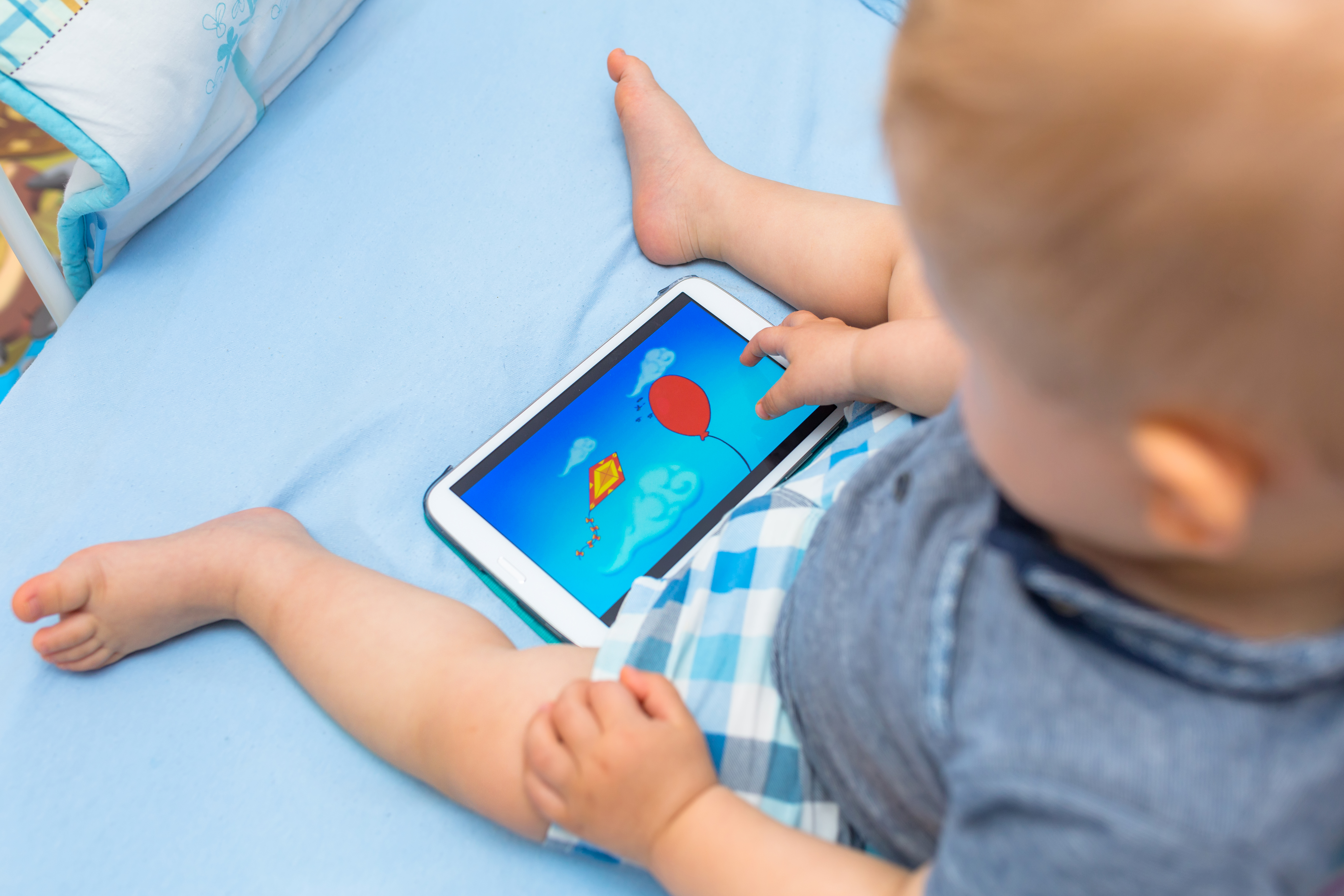 New Research: Screen Time Linked to Delayed Speech Development